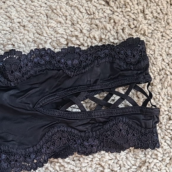NWOT Victoria's Secret Black Strappy Satin Cheeky Panties - Picture 9 of 11